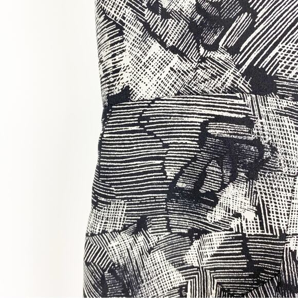 Banana Republic Silk Wool Pleated Sheath Dress Black Floral Womens Size 4 - Picture 11 of 13